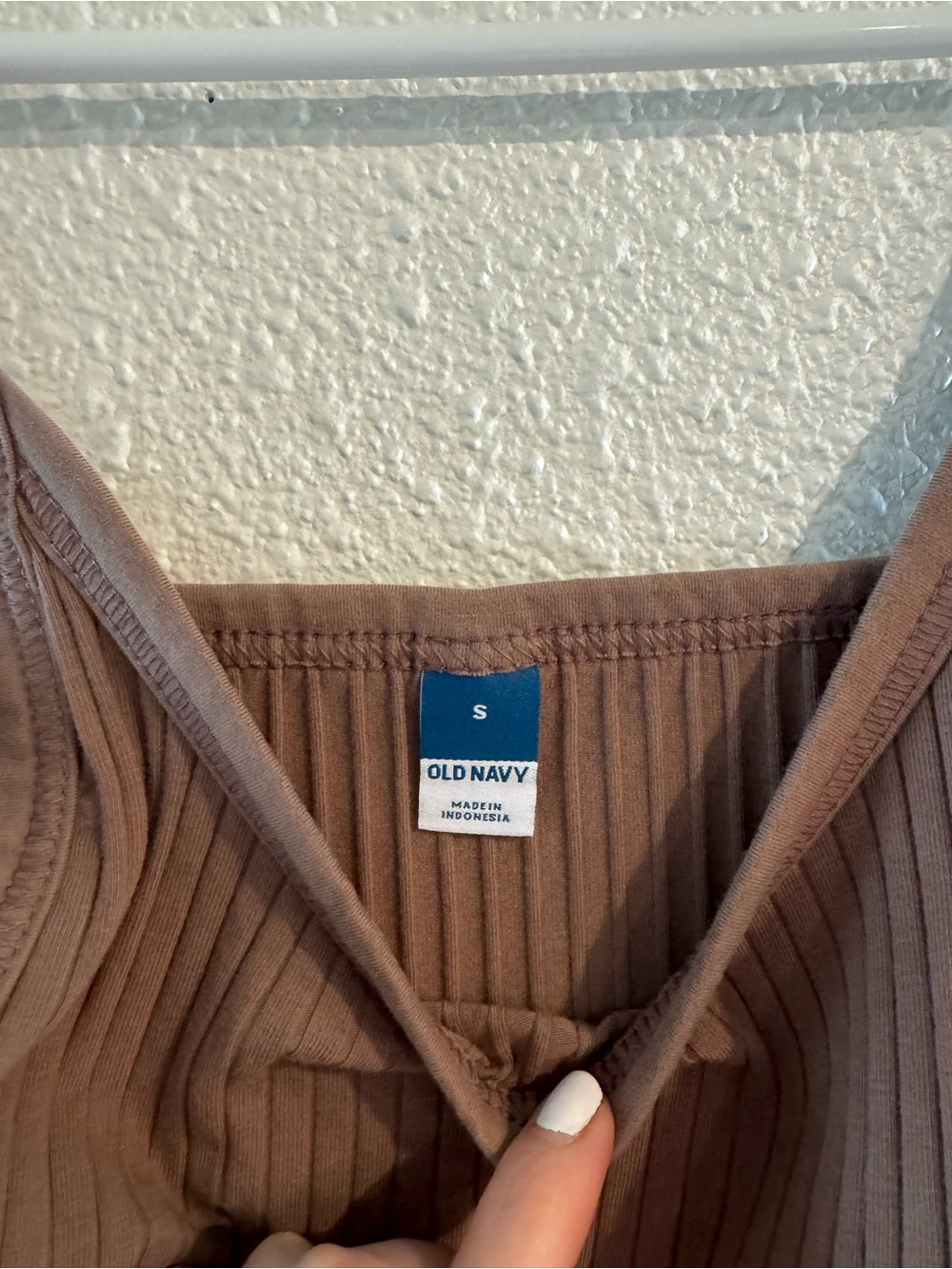 Old Navy Ribbed Tank Top - Picture 4 of 6